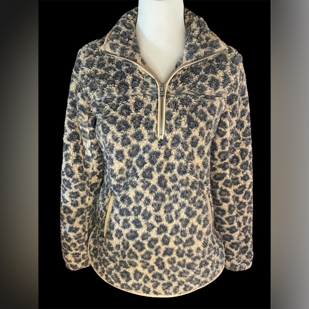 Abercrombie & Fitch Leopard Print Sherpa Pullover